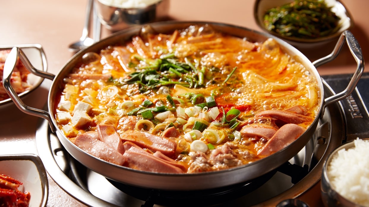 Nolboo Budae Jjigae brand image