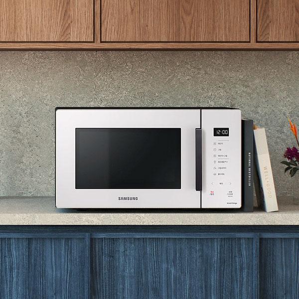 Samsung Bespoke Microwave Grill Fry product image
