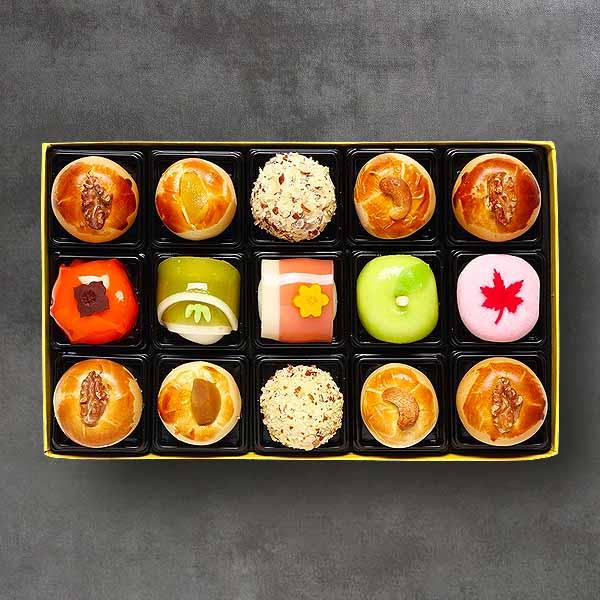 Flower Cake & Manjoo Set 2 product image