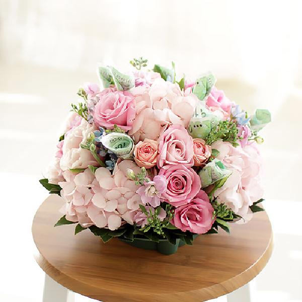 "Money Flower" Pink Money Box_ 100,000 KRW (Seoul ONLY) product image