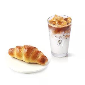 Salt Bread + 1 Cafe Latte (P) product image