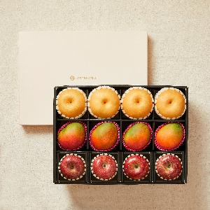 VIP Mixed Fruit Gift Set (4 Apples, 4 Pears, 4 Mangoes) item image