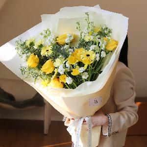 January's Birth Flower, Narcissus((large bouquet)) item image