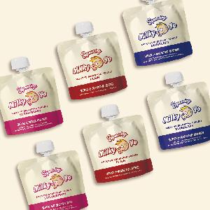 Squeezing Yogurt 120ml Plain2 + Strawberry2 + Blueberry2 product image