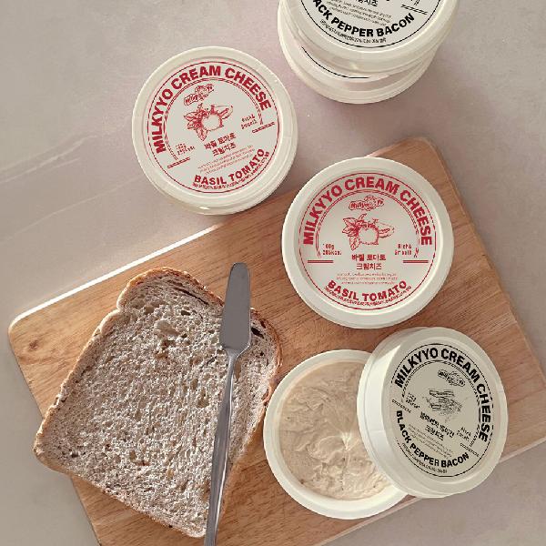 Cream Cheese Basil Tomato2 + Black Pepper Bacon2 product image