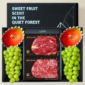 Fruity Gourmet 1++ K-Beef, Shine Muscat (2 pcs), & Apple Mango (2 pcs) Gift Set (Over 2.5kg) item image