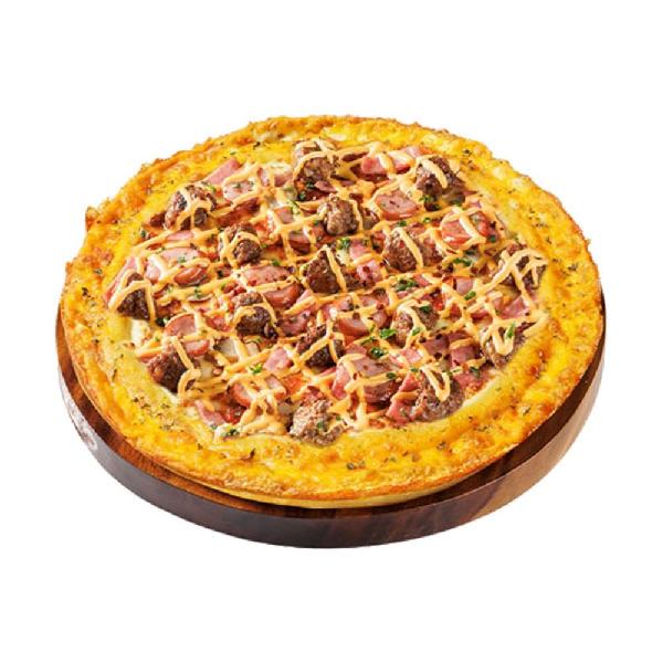 Gold American Cheddar Pizza product image