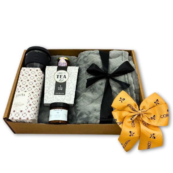 A Cozy and Comforting Gift Set product image