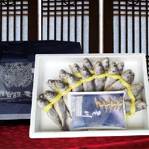 Traditional Beopseongpo Dried Croakers Set #3 (20pcs/1.7kg/17~19cm) product image