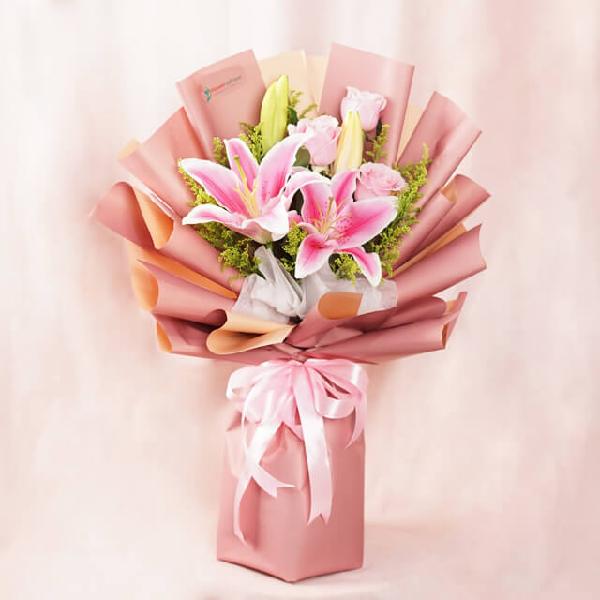 Lily Serenade product image