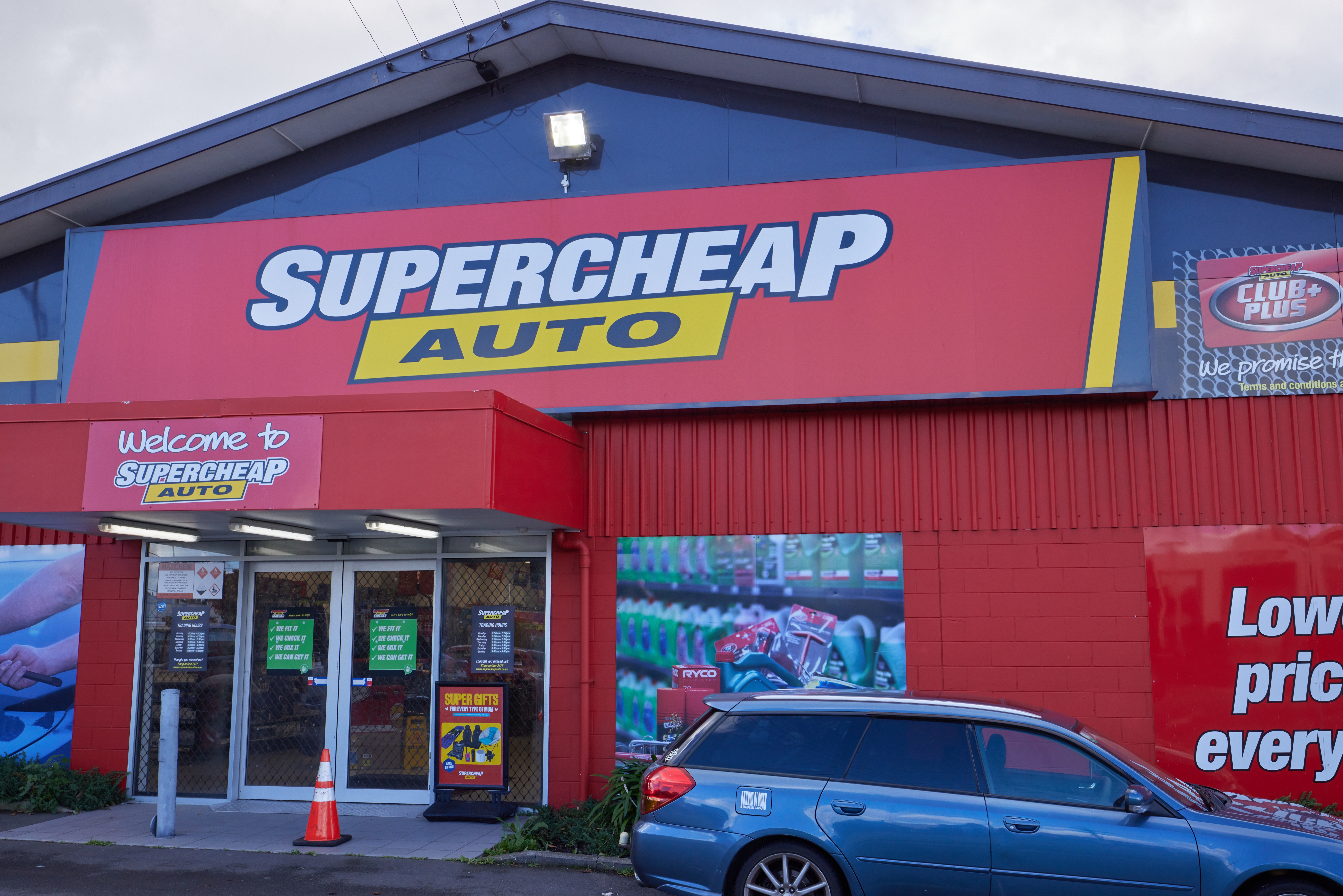 SUPER CHEAP AUTO  brand image
