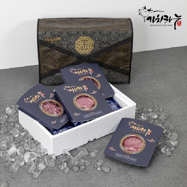 1++ Hanwoo Prime Ribeye 300g + Special Cuts 600g Gift Set 900g product image