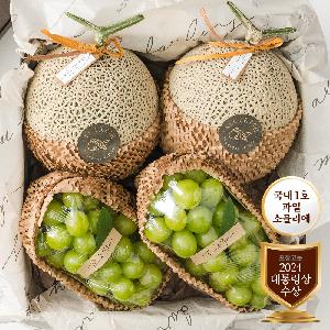 "With Complimentary Message Card" Luxury Seasonal Fruit Gift: Shine Muscat (2 pcs) & Melon (2 pcs) 5.3kg+ product image