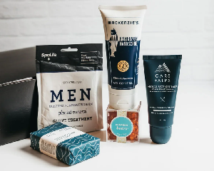 Gentleman's Essentials Gift Box product image