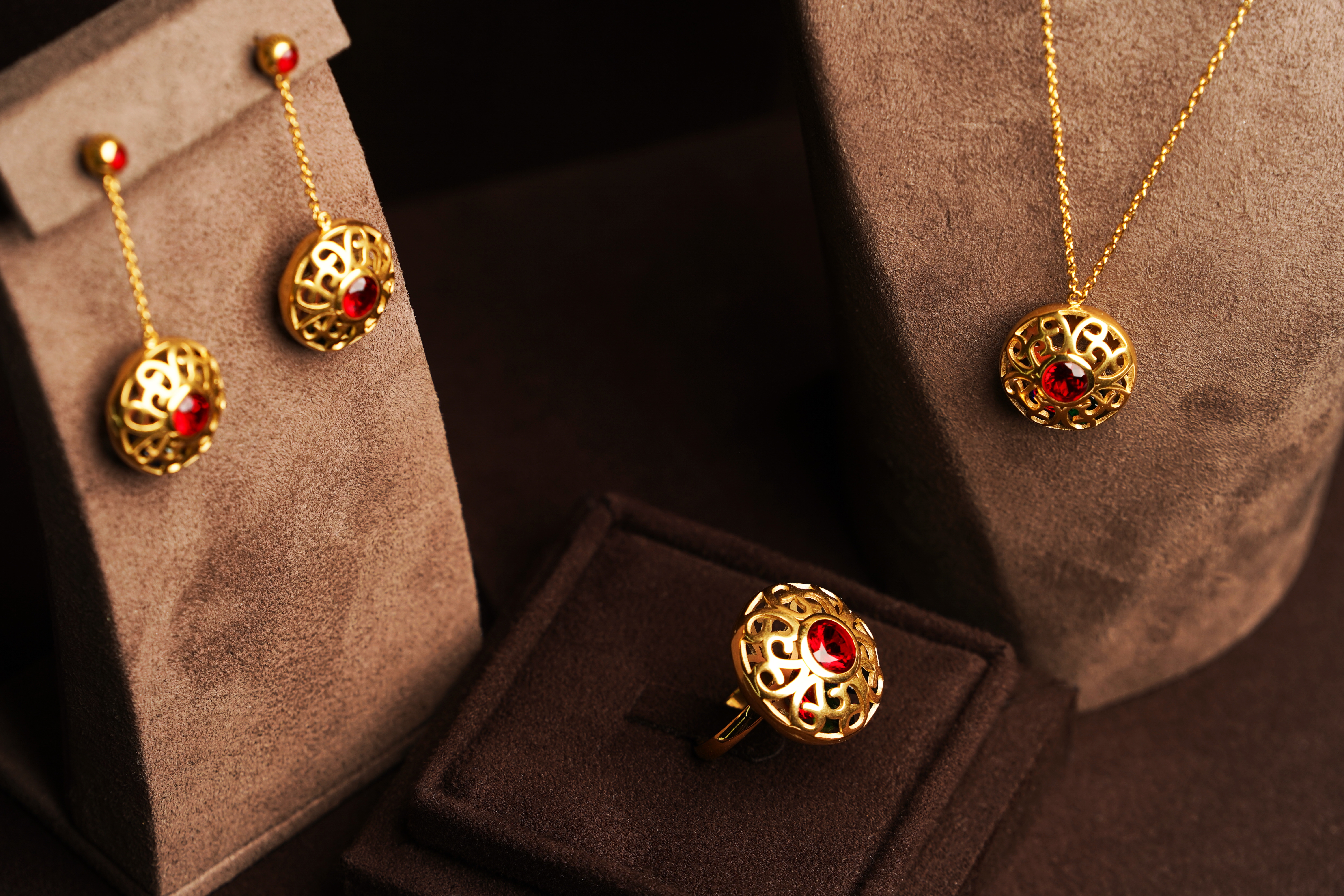 Ana Luisa brand image