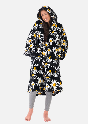 The Comfy Dream Wearable Blanket- Daisy product image
