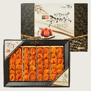 Premium Gwangyang Daebong Dried Persimmon Gift Set 2.6kg (40–48 pcs) item image