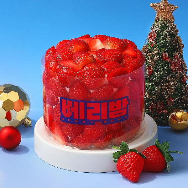 New Signature Berry Chestnut Cake product image