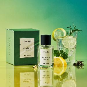 Signature Eau de Parfum 50ml, Choose 1 of 3 product image