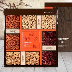 Prime Selection 4P No.4 (Walnut / Almond / Macadamia / Cashew) product image