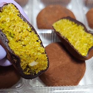 Handmade Dubai-Style Chewy Cookie Pistachio Flavor 50g x 4 product image