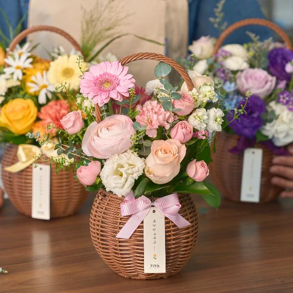 Seasonal Pick Flower Basket product image