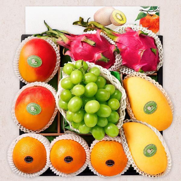 Premium No.5 Seasonal Mixed Fruit Gift Set 4kg+ product image