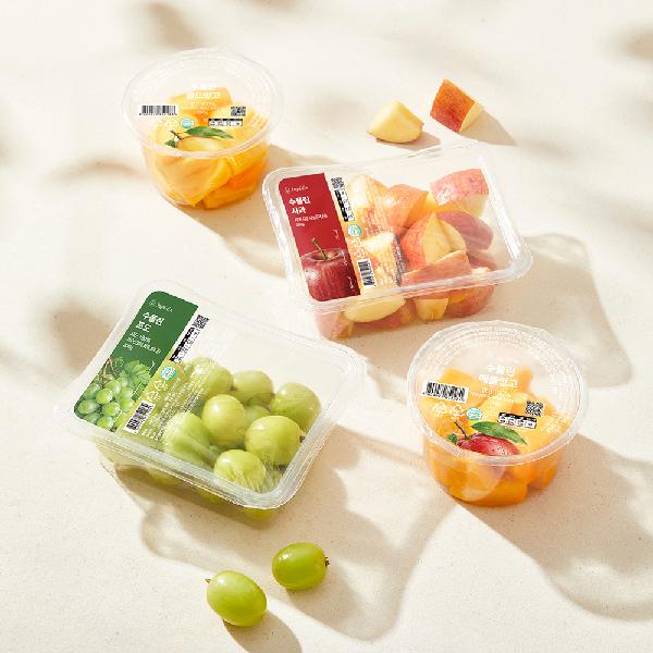 Ready-to-eat Cut Fruit 4-Variety Set 1kg (Apple Mango, Gold Mango 200g / Green Grapes, Apple 300g) product image