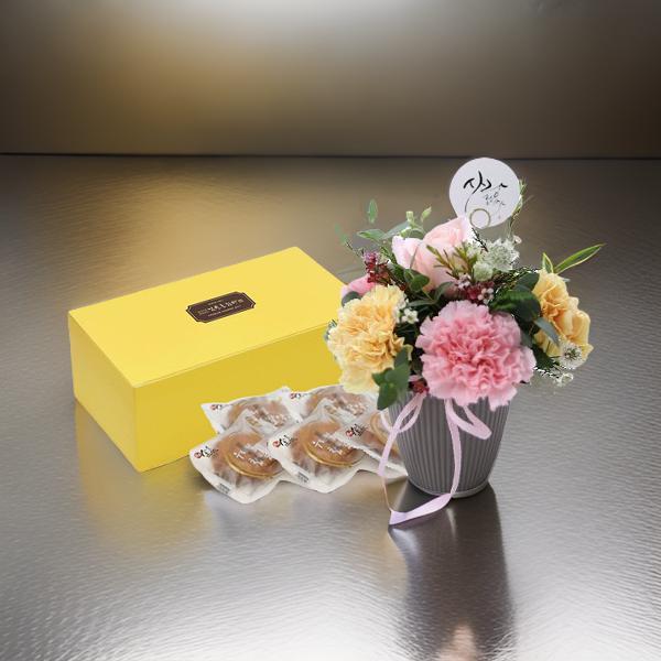 Thank You Carnation+Korean Wheat Yakgwa product image