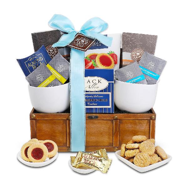 Coffee Bean & Tea Leaf Signature Blend Gift Basket product image