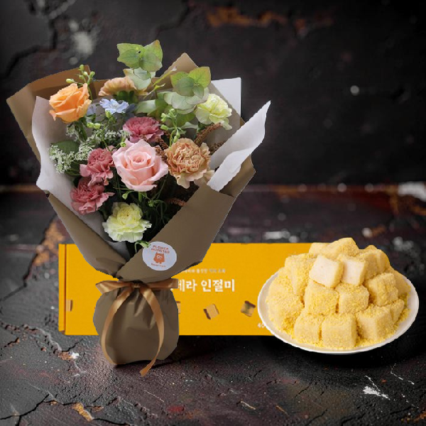 Love Carnation+Injeolmi Rice Cake item image
