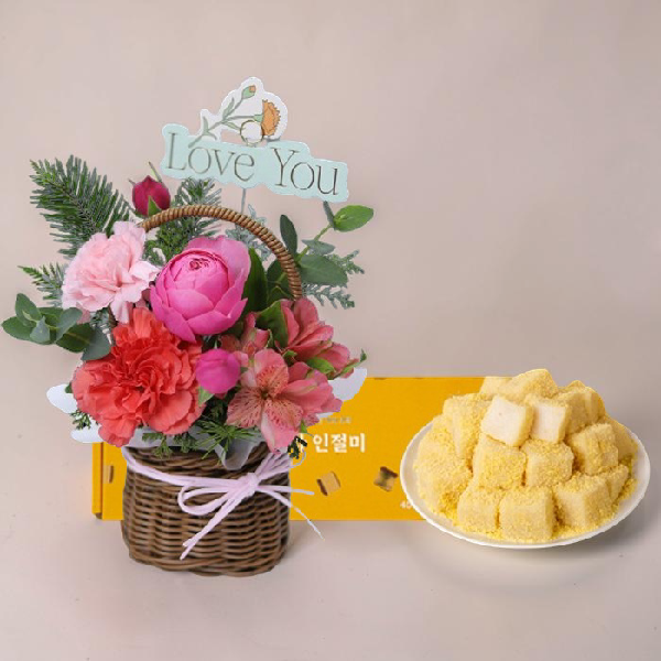 Tasha Carnation + Injeolmi Rice Cake product image