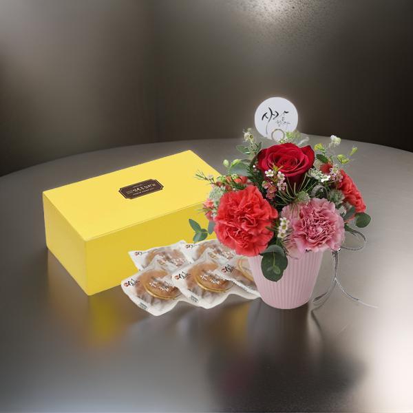 With Respect Carnation+Korean Wheat Yakgwa item image