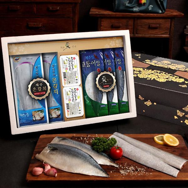 Grilled Fish Jeju Silver Hairtail & Mackerel Set (With Wasabi Soy Sauce) product image