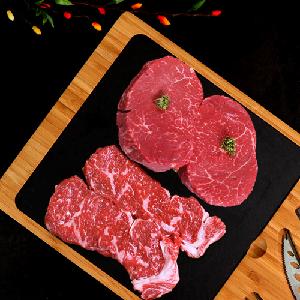 (Chilled/Skin-Packed) Grade 1 Hoengseong Hanwoo Tenderloin 200g+Striploin 200g product image