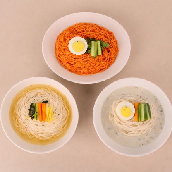 100-Year Tradition Banquet&Bibim&Soybean Noodles 6-Serving Set(Somen 2 Packs+Anchovy Flavor Soup 2 Packs+Bibim Sauce 2 Packs+Soybean Powder 2 Packs) product image