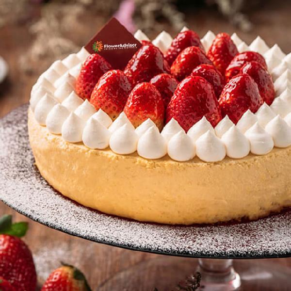 Vanilla Mousse Cake with Strawberry product image
