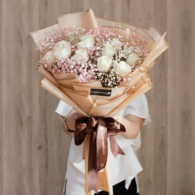 12 White Roses Bouquet - Pure Vanilla product image