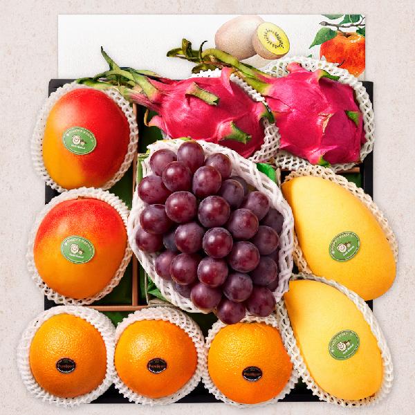 Premium No.5 Seasonal Mixed Fruit Gift Set 4kg+ product image