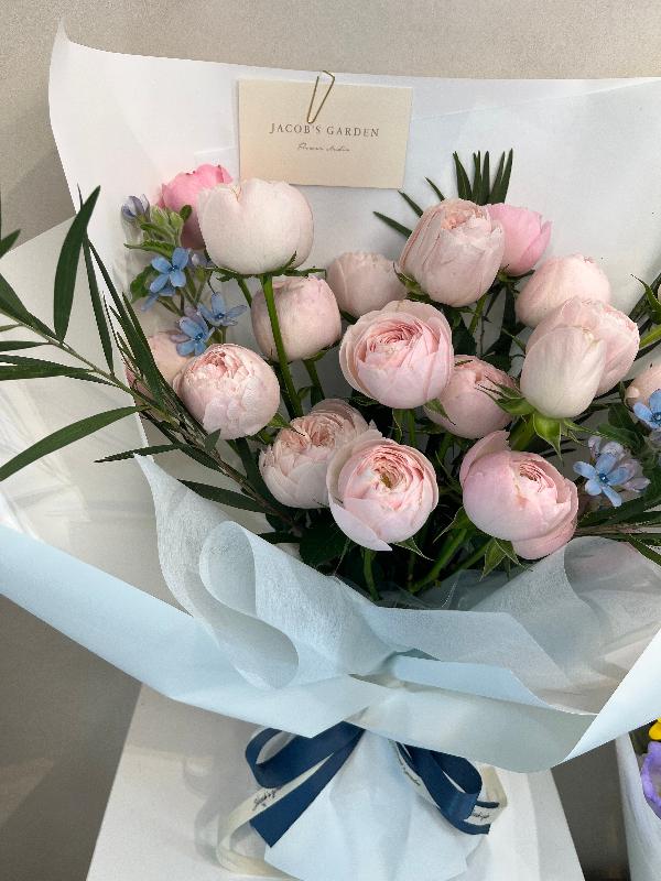 Happy Happy Fresh Flower Bouquet Pink product image