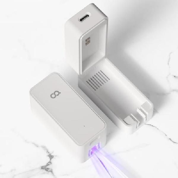 Clean E Pure S Portable UV-C Toothbrush Sterilizer A01503 product image