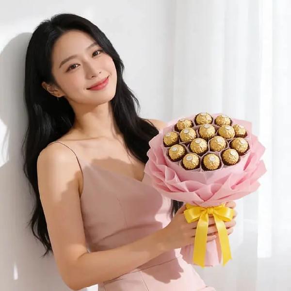 Ferrero Rocher Chocolate Bouquet product image