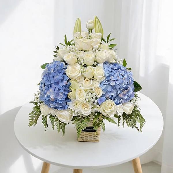 Country Meadow - Elegant Hydrangea Table Flower product image
