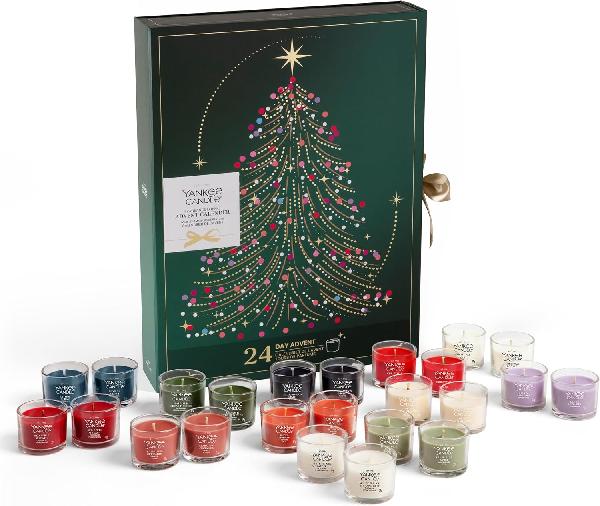 Yankee Candle Christmas Scented Candles Gift Set, 24 Pieces (Winter 2026 Collection) product image