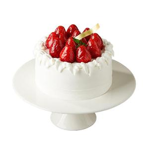 Signature Strawberry Milk Cream Cake product image