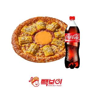 Cheddar Corn Cheese Pizza (L) + Coke 1.25L product image