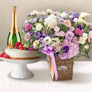 New Madeleine+Cake+Champagne product image