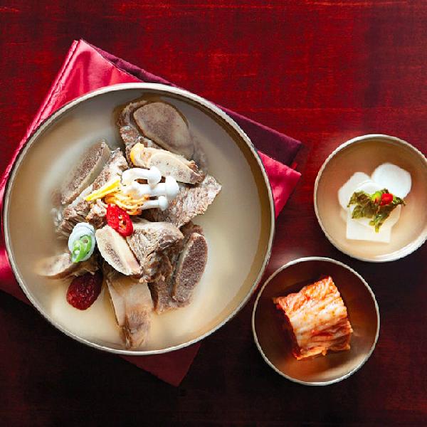 Walkerhill Hotel Myungwolgwan Galbitang (Beef Short Rib Soup) product image