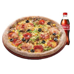 Combination Pizza(R) + Coke 500mL product image