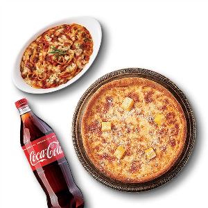 Chicago Deep Dish Pizza + Bolognese + Coke 1.25L product image